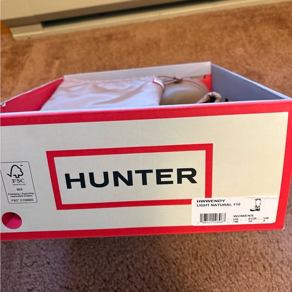 NEW! Hunter Wendy Tall Rain Boots - Picture 11 of 11